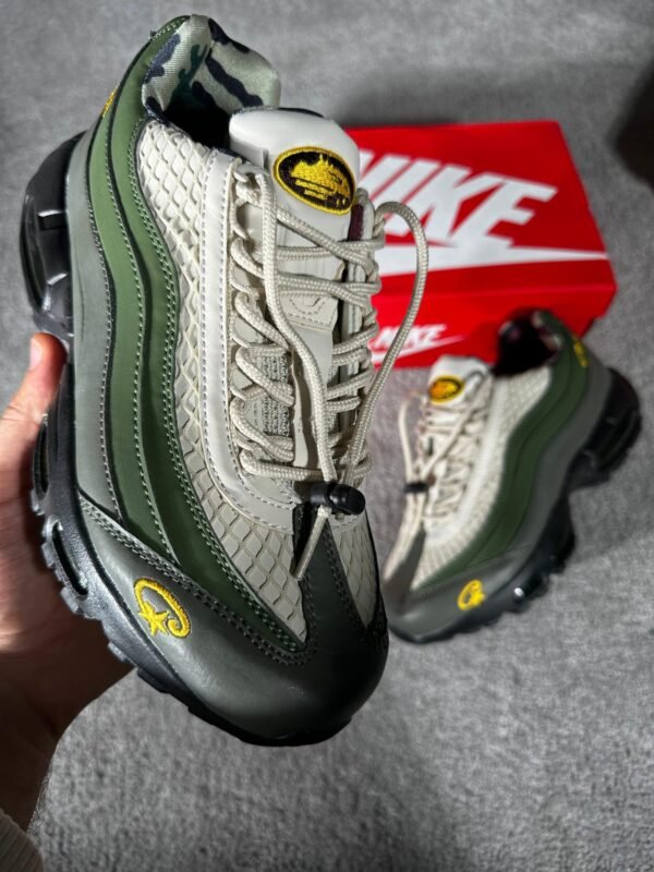 Nike 95 x Corteiz