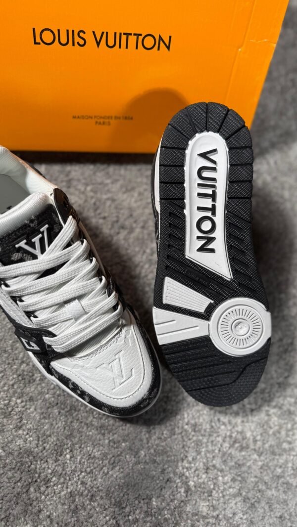 Zapatillas Louis Vuitton Black And White – Modelo 2024 - Imagen 2