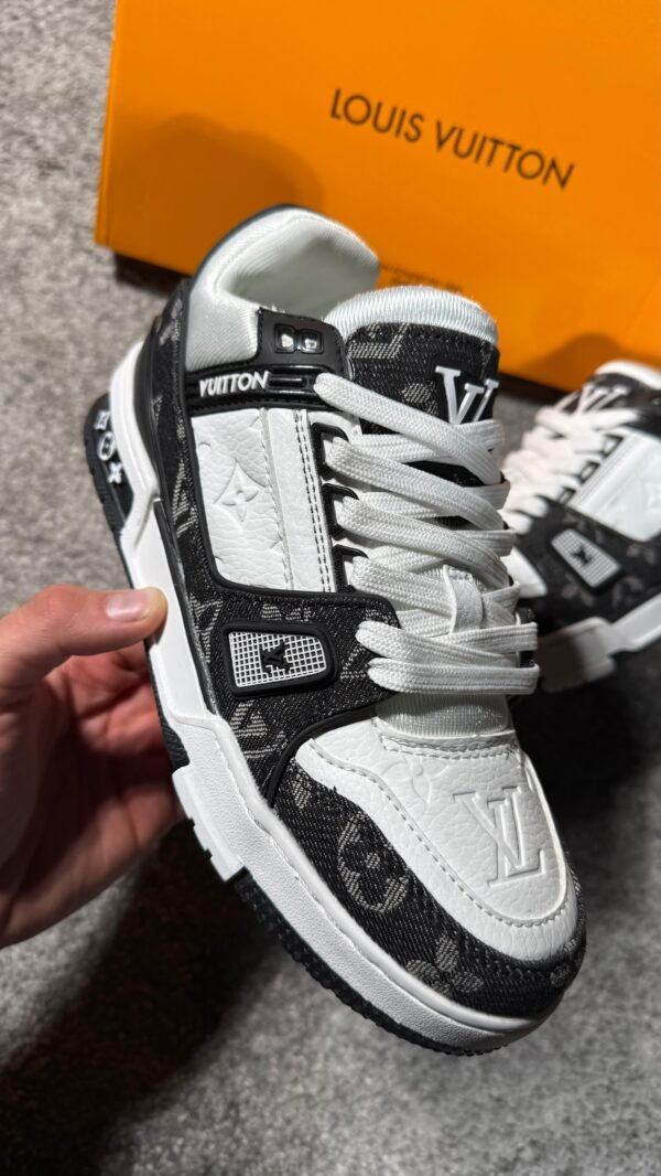 Zapatillas Louis Vuitton Black And White – Modelo 2024 - Imagen 3