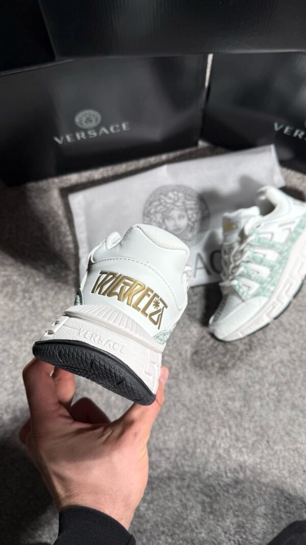 Zapatillas Versace Blancas y Verdes – Modelo 2024 - Imagen 2