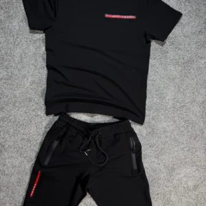 Conjunto corto Prada Black and Red