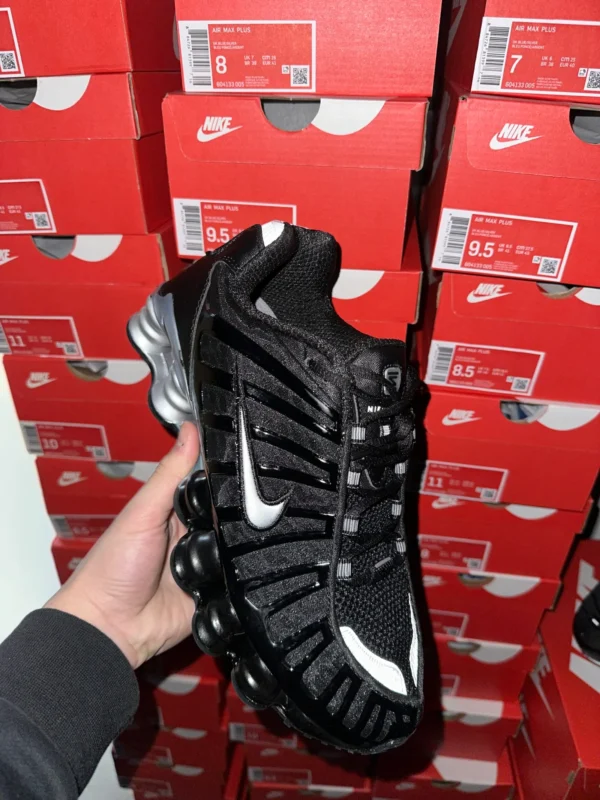 Nike Shox Negras
