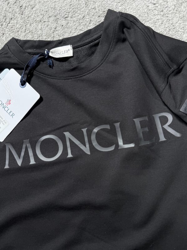 Conjunto corto Moncler black - Imagen 4