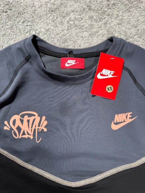 Conjunto Corto Nike tech x Syna - Imagen 3