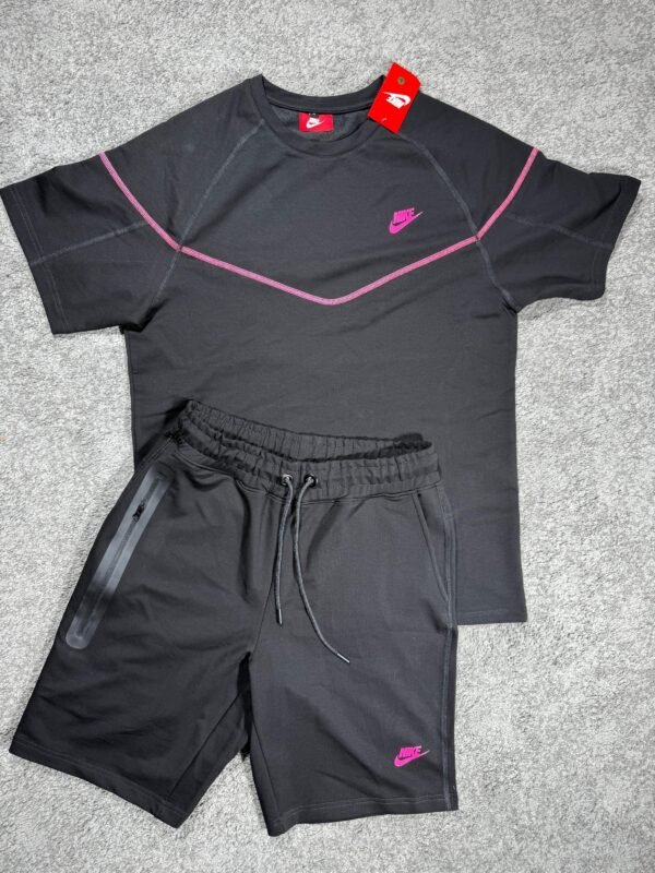 Conjunto Corto Nike tech Negro y Rosa