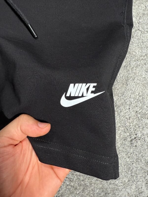 Conjunto Corto Nike tech Negro y blanco - Imagen 3