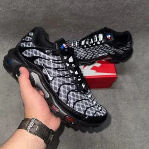 Nike TN