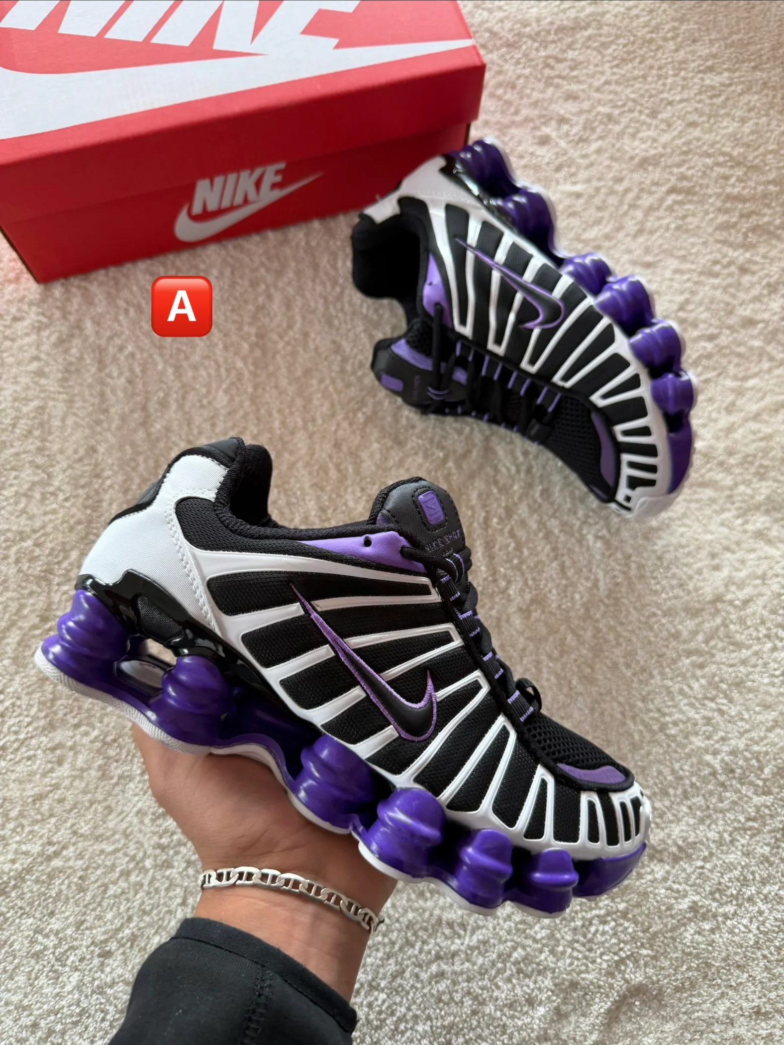 Nike Shox