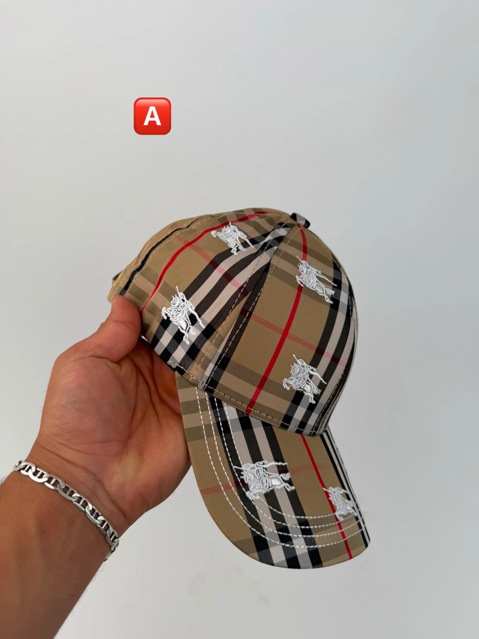 Gorra Burberry