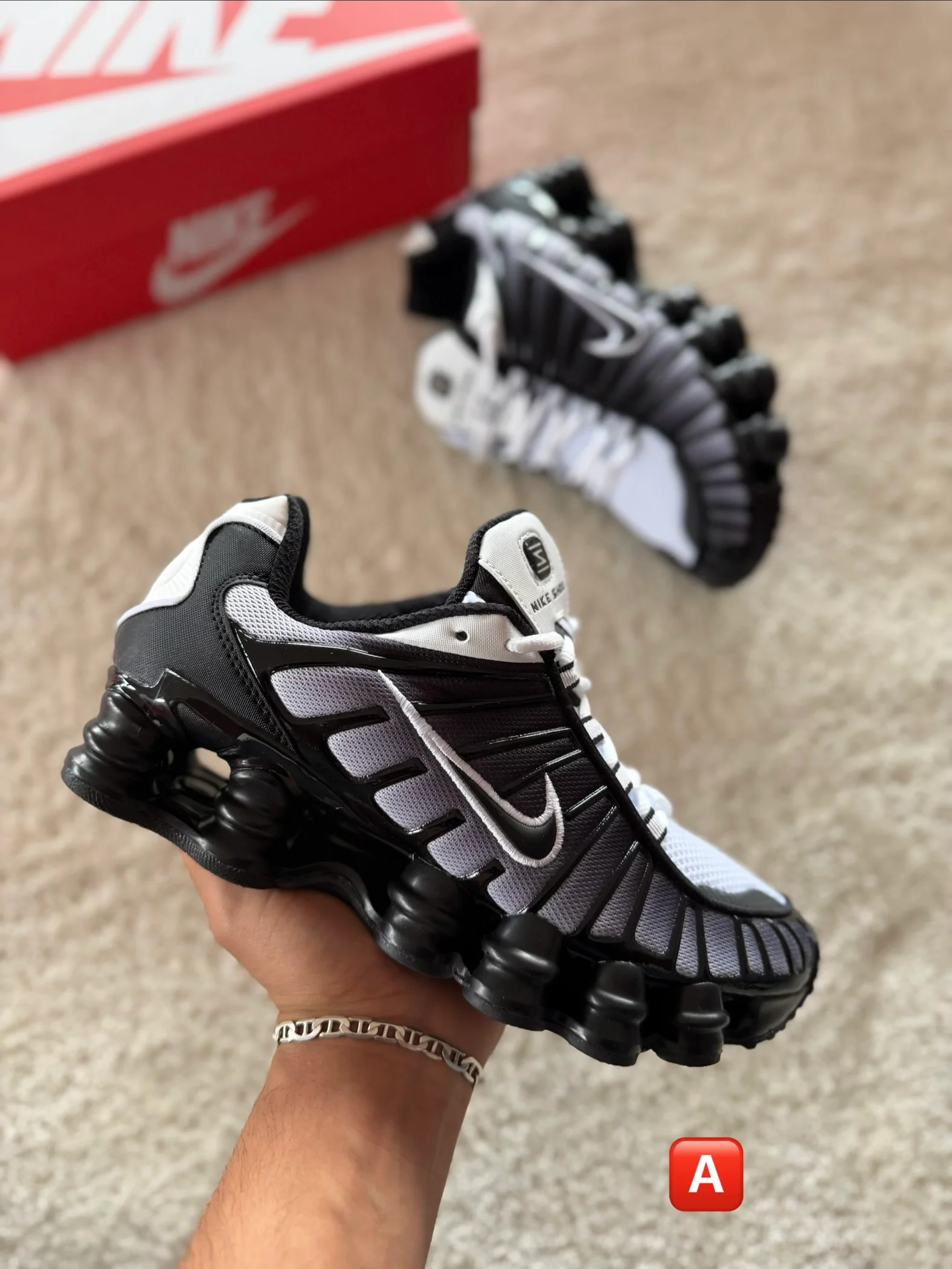 Nike Shox