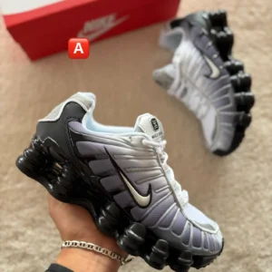 Nike Shox