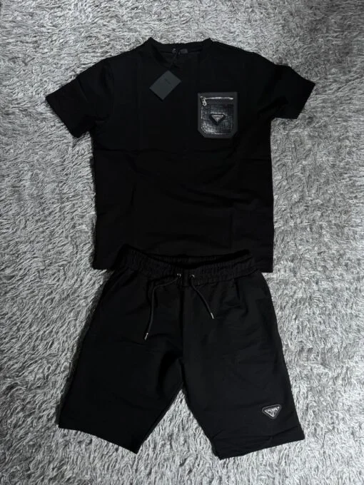 Conjunto corto Prada