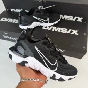 Nike React