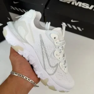 Nike React