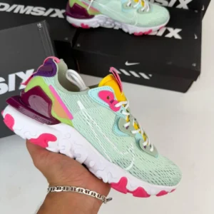 Nike React
