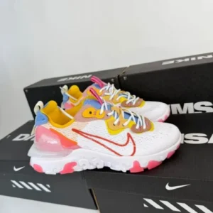 Nike React