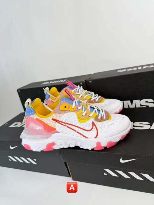 Nike React