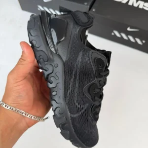Nike React